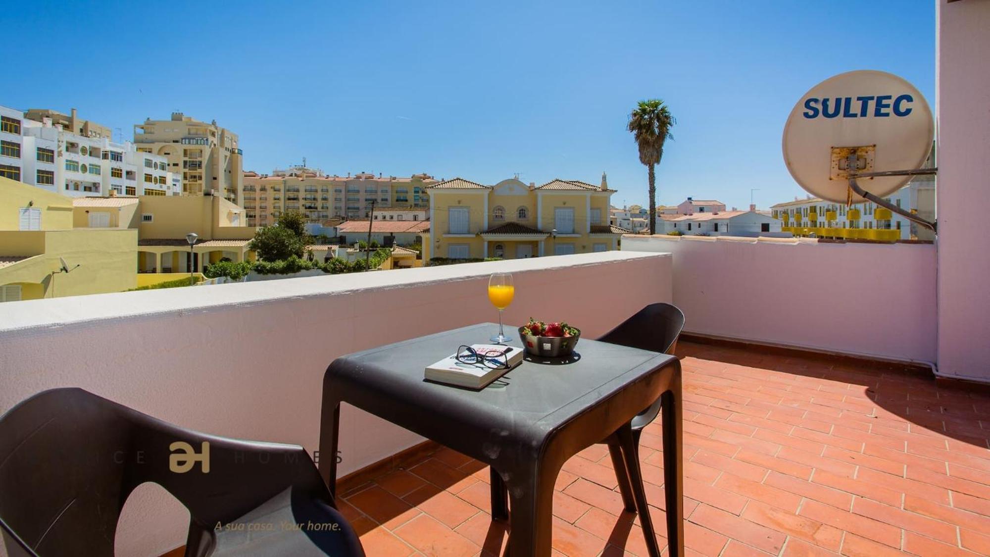 Greice Homes-650 Meters From The Beach, 4 Bedrooms Villa For Holidays In Vilamoura-Quarteira Εξωτερικό φωτογραφία